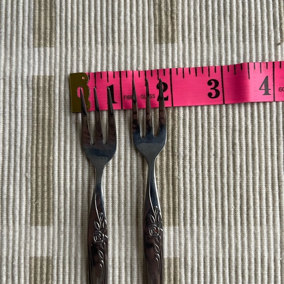 Chintz Rose Nasco Stainless Two Cocktail Forks - Picture 5 of 6